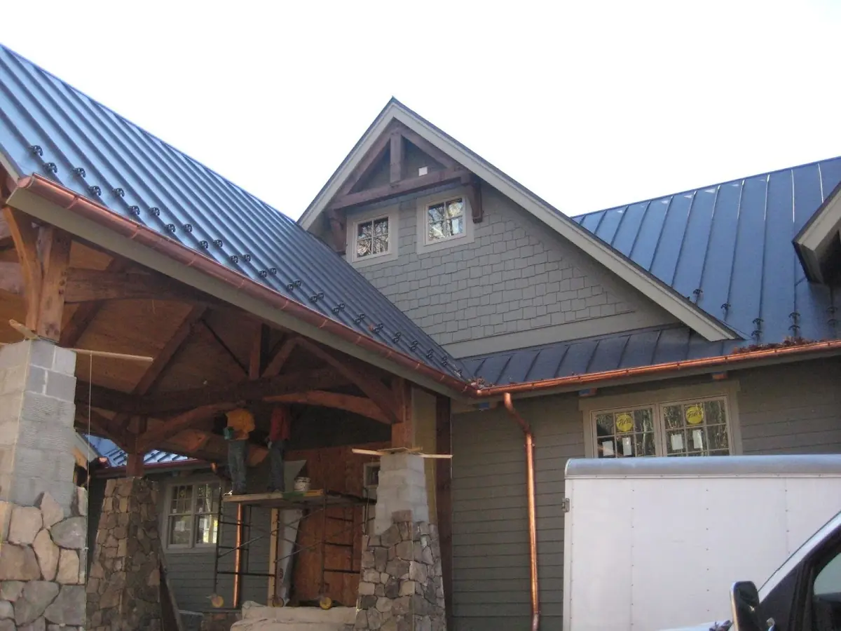 Craftsman Roofing team delivering quality roofing work in Coraopolis